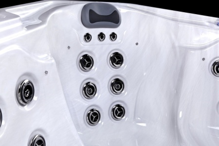 Гидромассажный спа-бассейн Sunrans SR805 Гидромассажный спа-бассейн Sunrans SR805